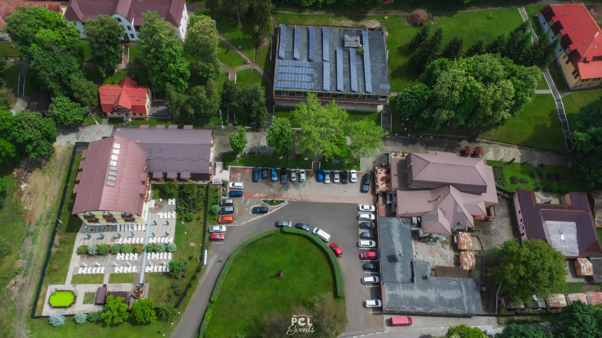 Hotel Dobsi Bazna Exterior photo