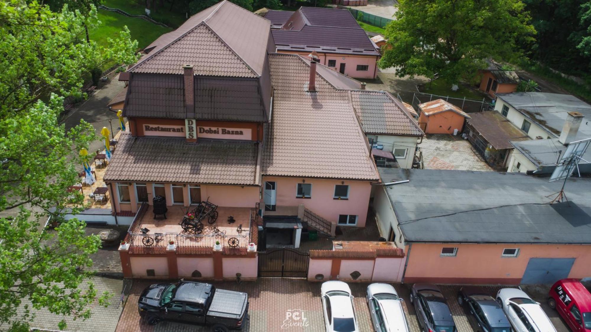 Hotel Dobsi Bazna Exterior photo