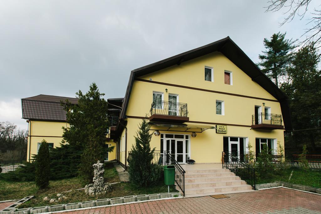 Hotel Dobsi Bazna Exterior photo